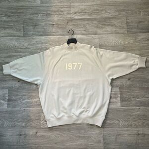 ESSENTIALS FEAR OF GOD Crew Neck